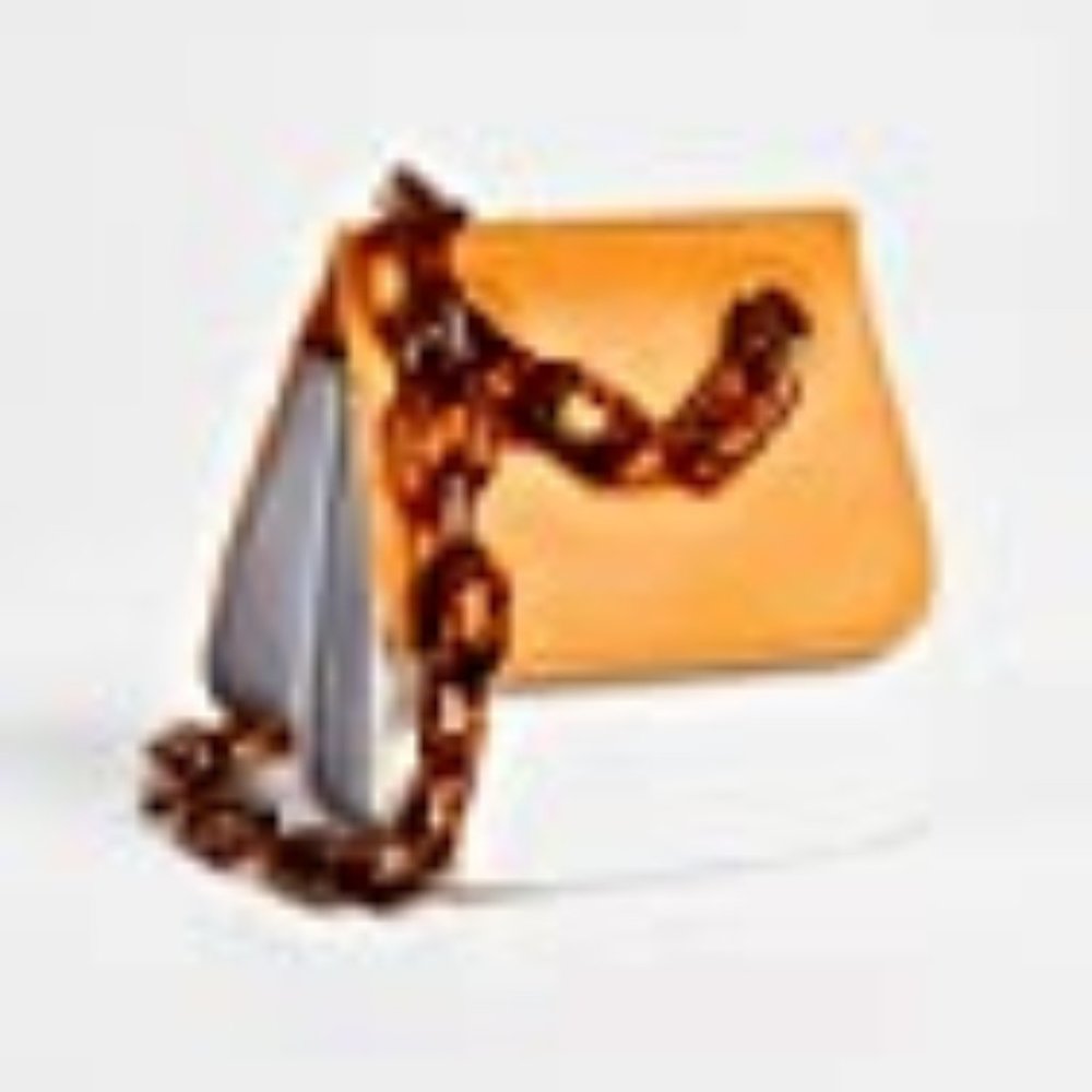 Studio 33 Woke Shoulder Flap